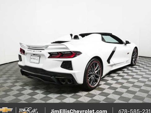 Used 2023 Chevrolet Corvette Stingray Premium Conv w/ Z51 Performance Package RWD image 23