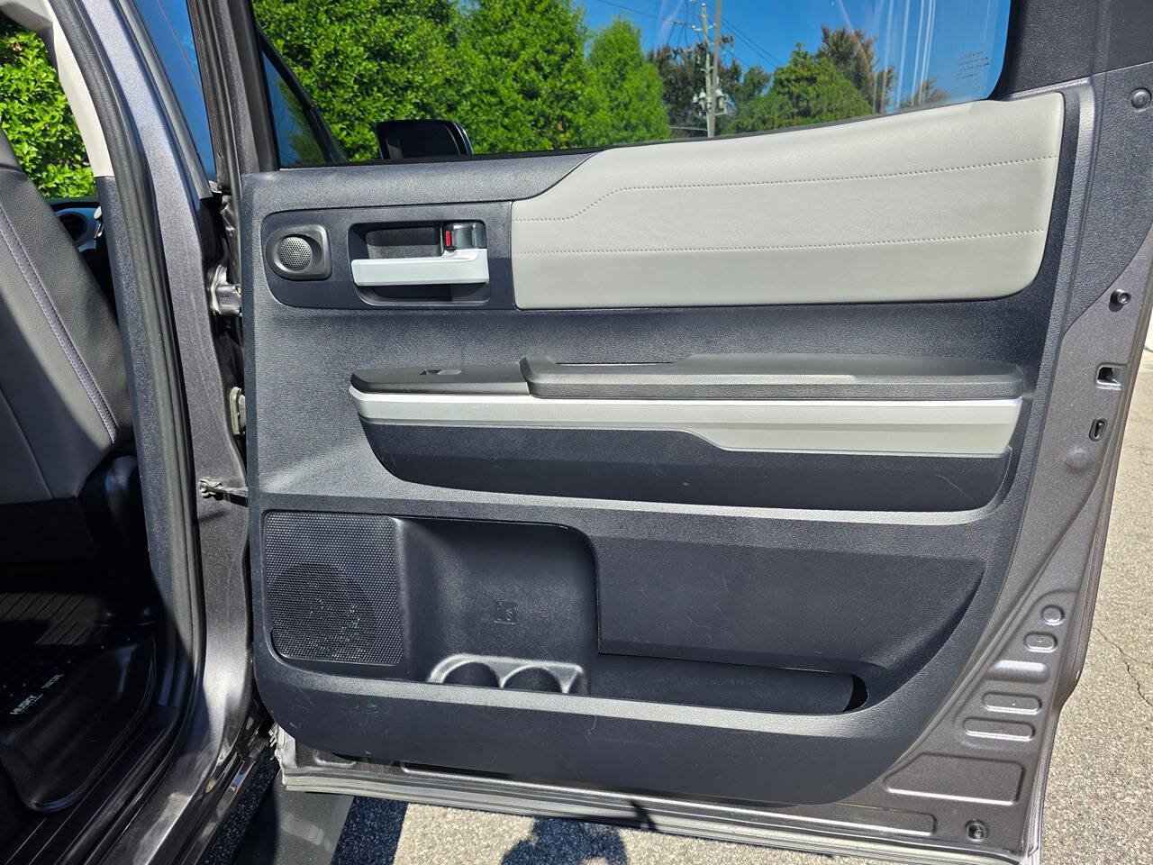 Used 2014 Toyota Tundra Limited w/ TRD Off Road Package AWD/4WD image 30
