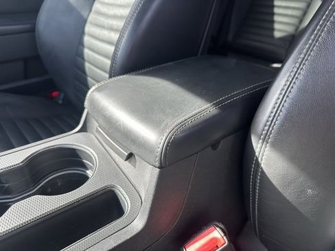 Used 2013 Dodge Challenger R/T Plus image 11