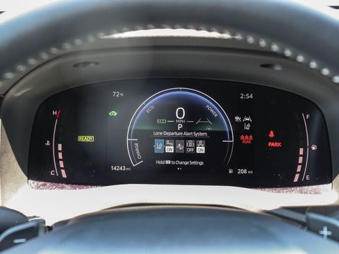 Certified 2025 Toyota Camry SE FWD image 29