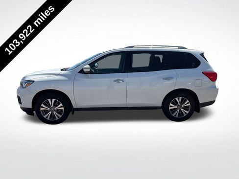 Used 2017 Nissan Pathfinder SV w/ Trailer Tow Package AWD/4WD image 2