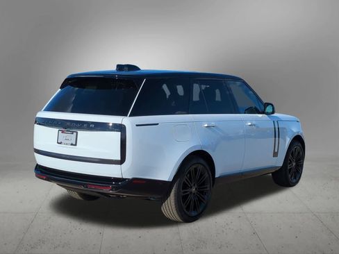 New 2025 Land Rover Range Rover SE image 6