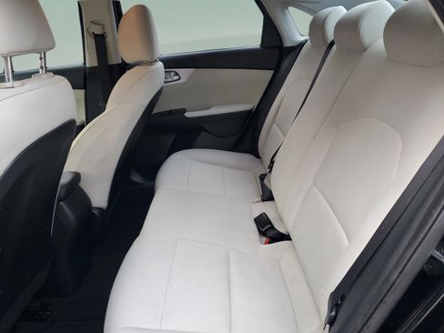 Certified 2023 Kia Forte LXS image 10