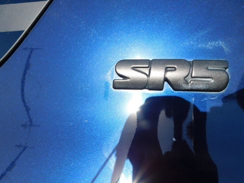 Used 2022 Toyota 4Runner SR5 image 10