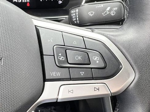 Used 2024 Volkswagen Jetta SE FWD image 18