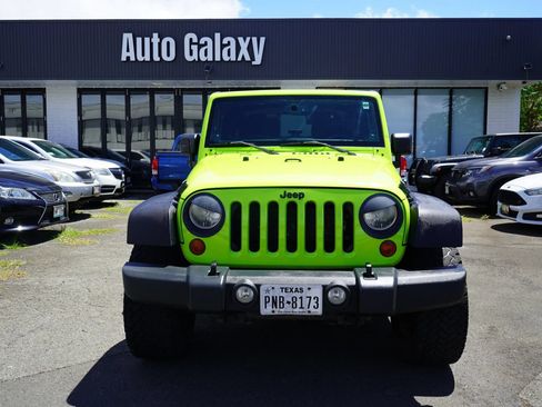 Used 2013 Jeep Wrangler Sport AWD/4WD image 3