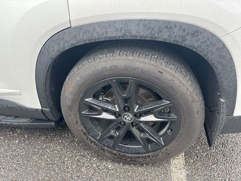 Used 2025 Toyota Grand Highlander AWD Hybrid image 6