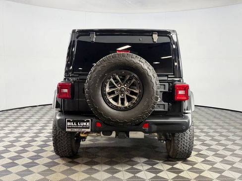 Certified 2024 Jeep Wrangler Unlimited Rubicon 392 AWD/4WD image 8