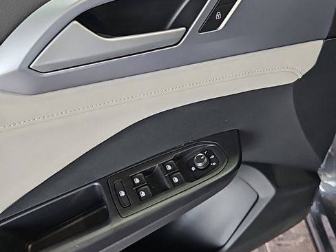 New 2026 Volkswagen Taos SE image 26