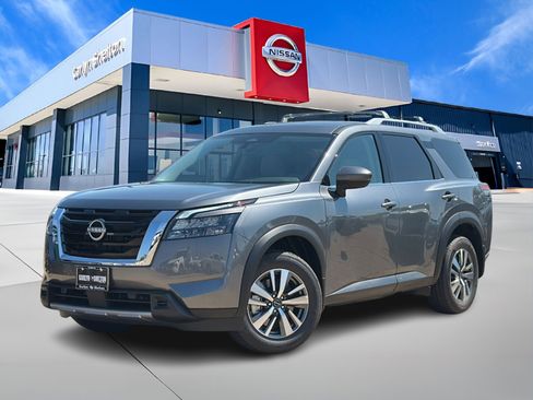 New 2025 Nissan Pathfinder SL w/ Cargo Package image 1