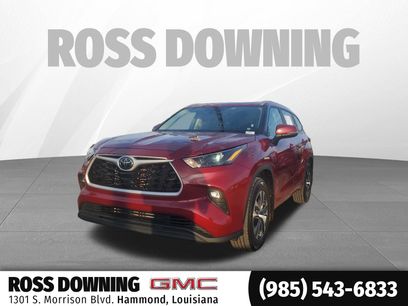 Used 2023 Toyota Highlander XLE