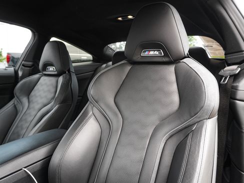 Used 2023 BMW M4 Coupe w/ Executive Package RWD image 17