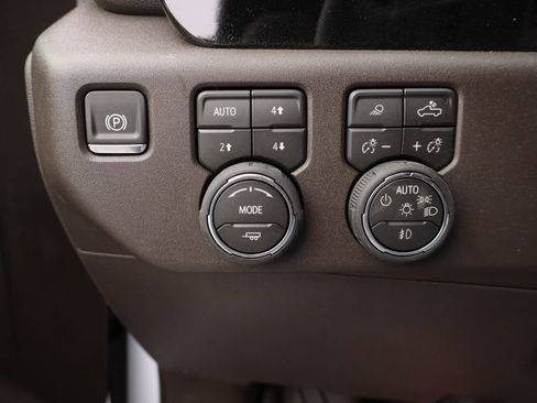 New 2026 Chevrolet Silverado 1500 LTZ AWD/4WD image 16