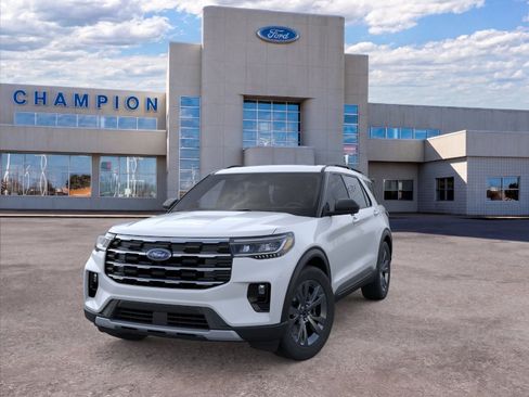 New 2026 Ford Explorer Active w/ Active Comfort Package AWD/4WD image 2
