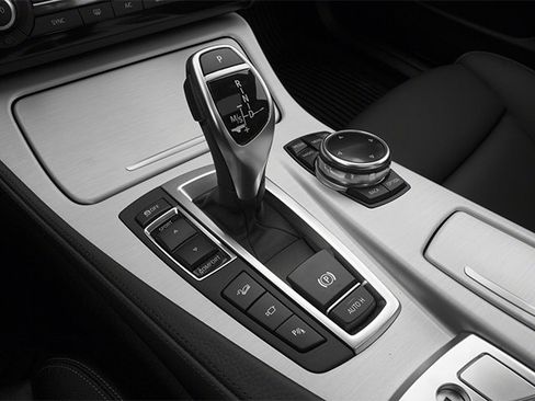 Used 2014 BMW 535d xDrive AWD/4WD image 10