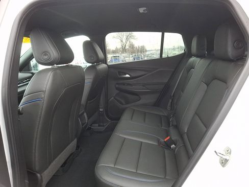 Certified 2024 Buick Envista Sport Touring w/ Convenience I Package image 10