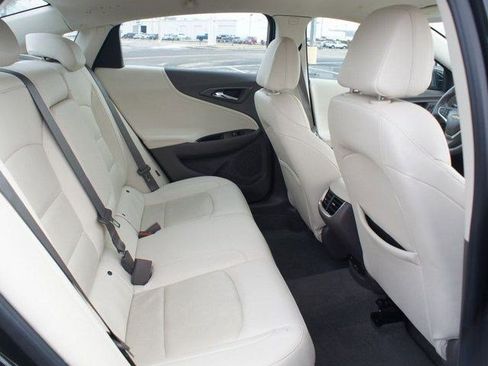 Used 2024 Chevrolet Malibu LT image 22