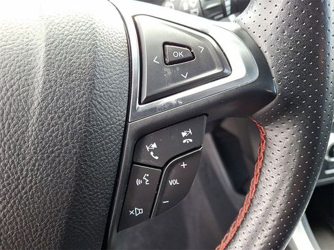 Used 2022 Ford Edge ST-Line image 18