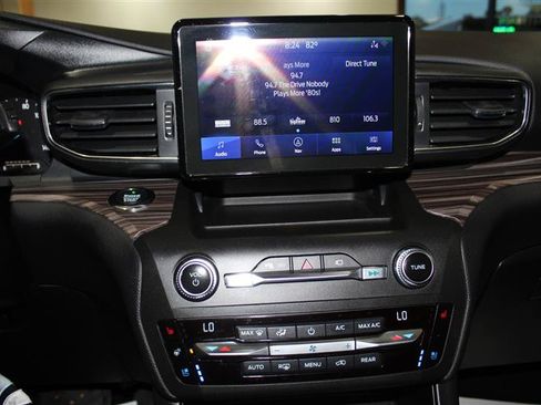 Used 2020 Ford Explorer Limited RWD image 22