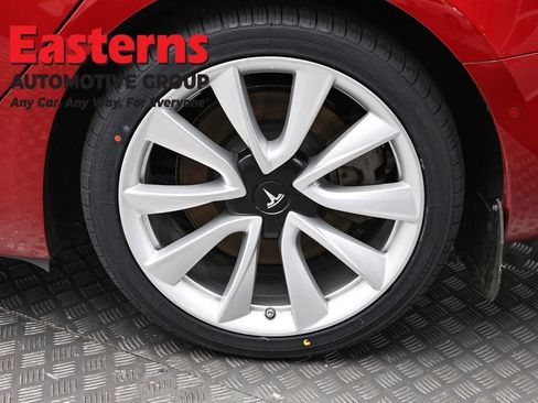 Used 2018 Tesla Model 3 Long Range AWD/4WD image 8