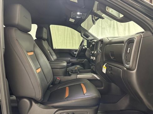 Used 2022 GMC Sierra 2500 AT4 image 60