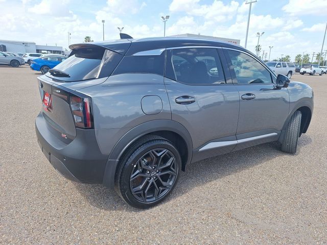 Used 2025 Nissan Kicks SR w/ Illumination Package FWD image 7