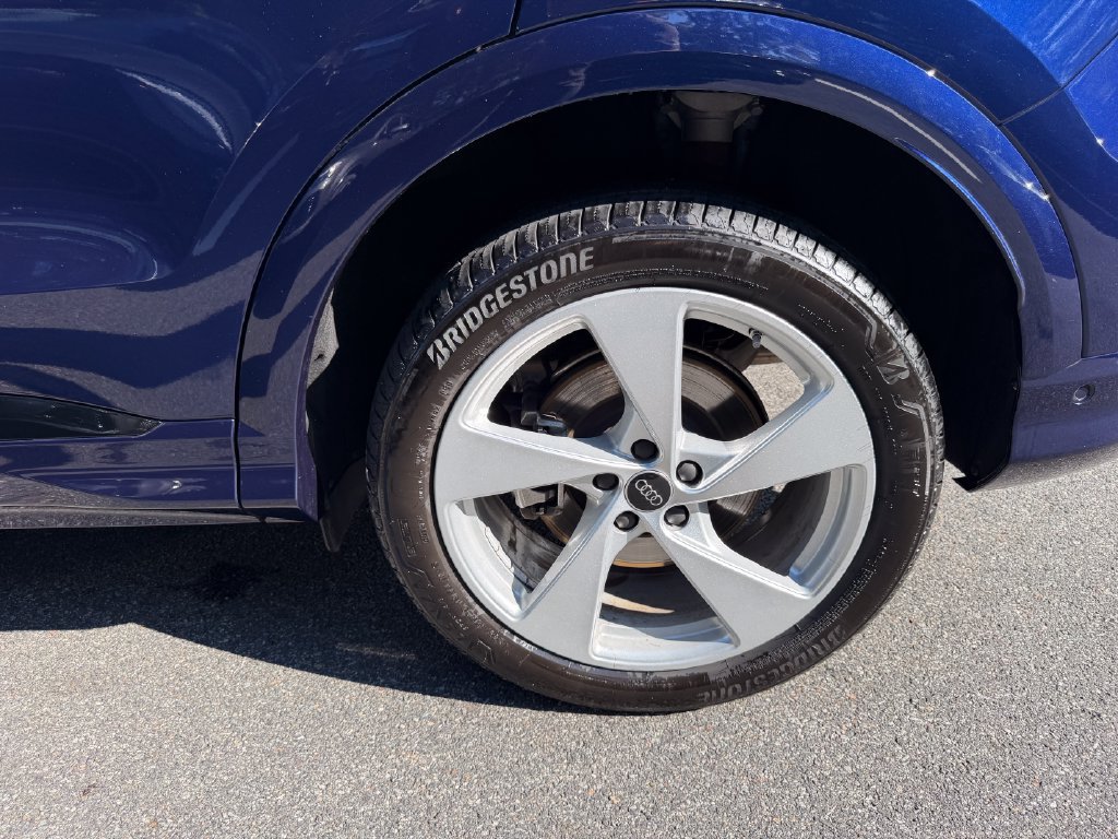 Used 2025 Audi Q5 Premium w/ Premium Plus AWD/4WD image 11