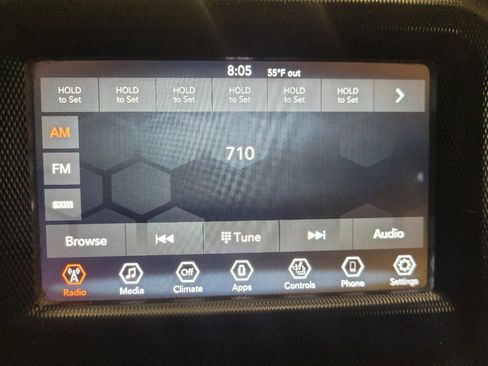 Used 2018 Jeep Wrangler Unlimited Sport S AWD/4WD image 25