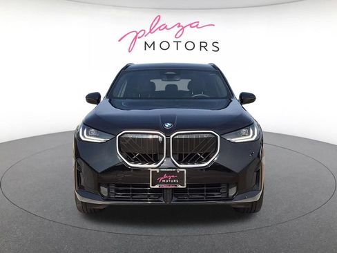 Used 2025 BMW X3 xDrive30i AWD/4WD image 2