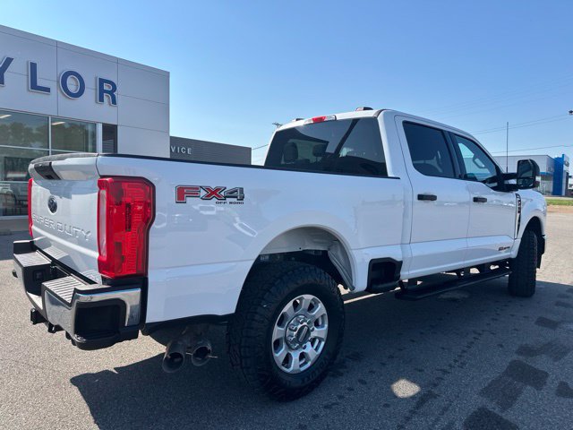 Used 2024 Ford F250 XLT w/ FX4 Off-Road Package AWD/4WD image 13