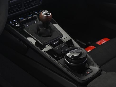 Certified 2026 Porsche 911 Carrera T RWD image 30
