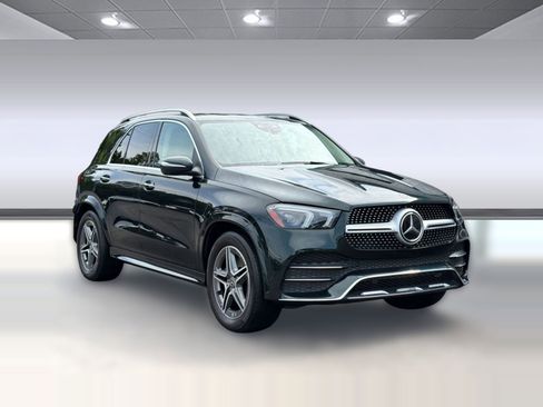 Used 2020 Mercedes-Benz GLE 450 4MATIC w/ AMG Line Exterior image 7