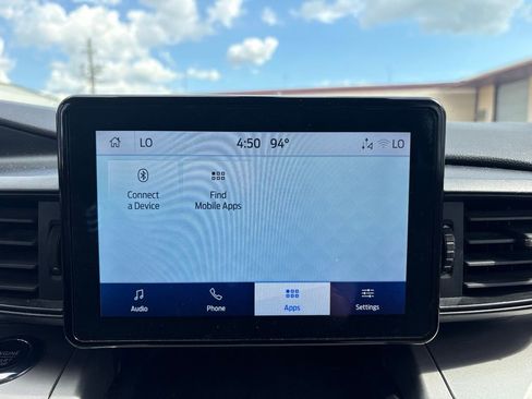 Used 2022 Ford Explorer XLT RWD image 21