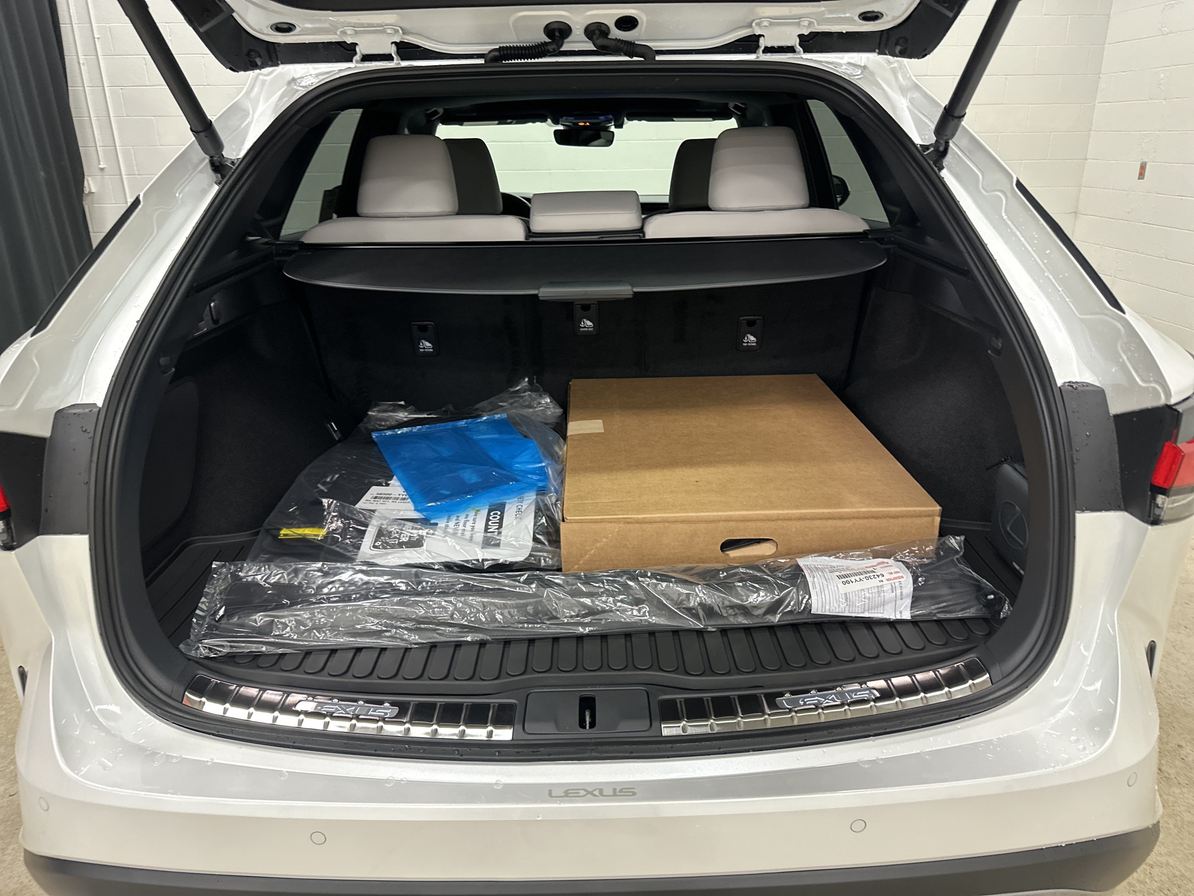 New 2026 Lexus RX 350 AWD image 33