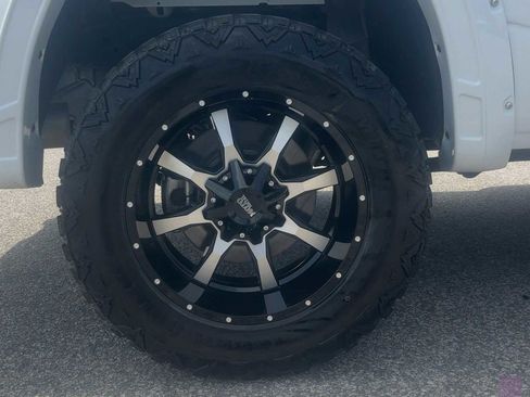 Used 2022 RAM 1500 Big Horn AWD/4WD image 38