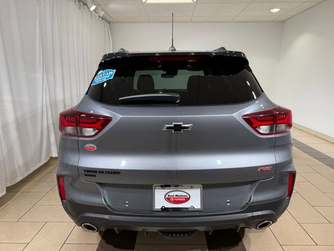 Used 2021 Chevrolet TrailBlazer RS w/ Technology Package image 4