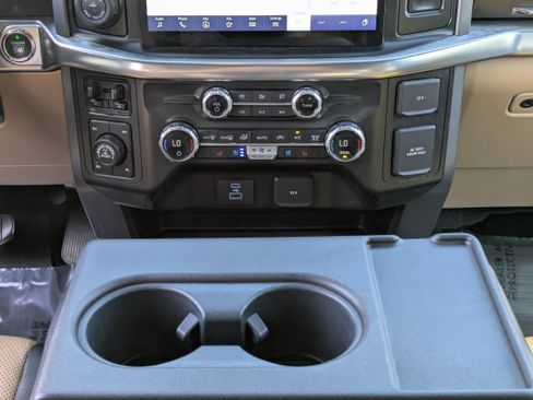 Used 2021 Ford F150 Lariat image 20