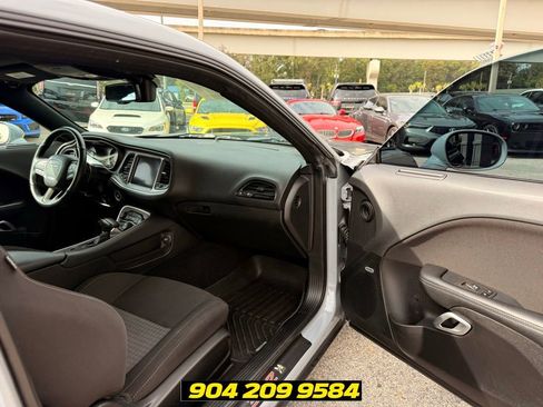 Used 2021 Dodge Challenger R/T Scat Pack w/ T/A Package RWD image 28