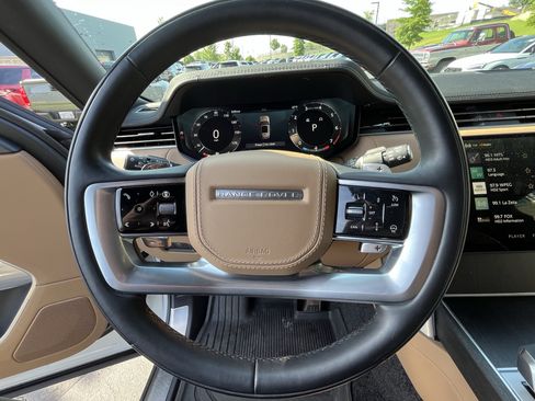 Certified 2024 Land Rover Range Rover Long Wheelbase SE AWD/4WD image 14