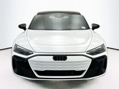 New 2026 Audi S e-tron GT Premium Plus image 2