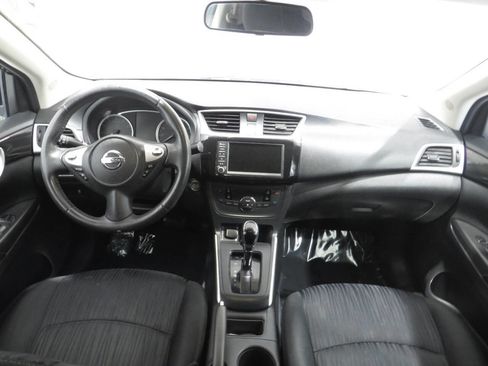 Used 2019 Nissan Sentra SV FWD image 15