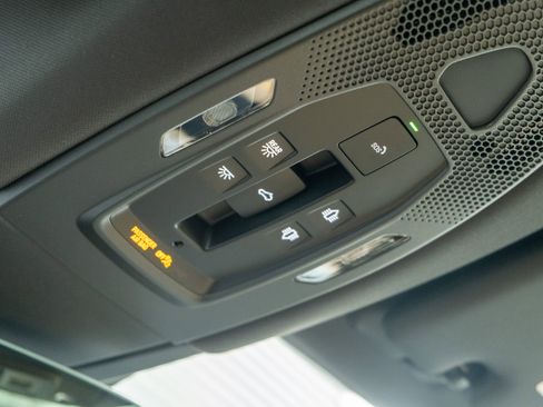 New 2026 Porsche Cayenne image 33