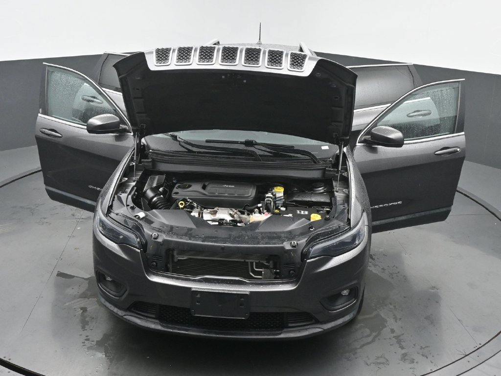 Used 2019 Jeep Cherokee Latitude Plus w/ Comfort/Convenience Group AWD/4WD image 68
