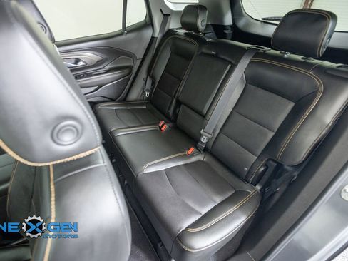 Used 2020 GMC Terrain SLT w/ Preferred Package AWD/4WD image 33