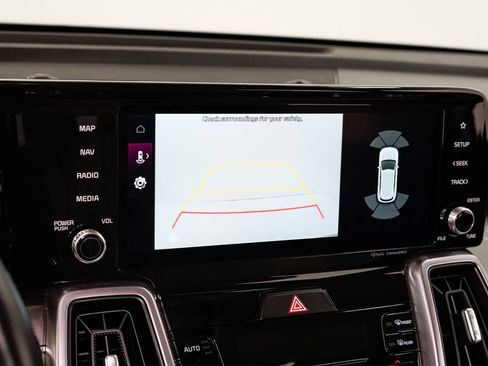 Certified 2023 Kia Sorento EX w/ Panoramic Sunroof Package image 15