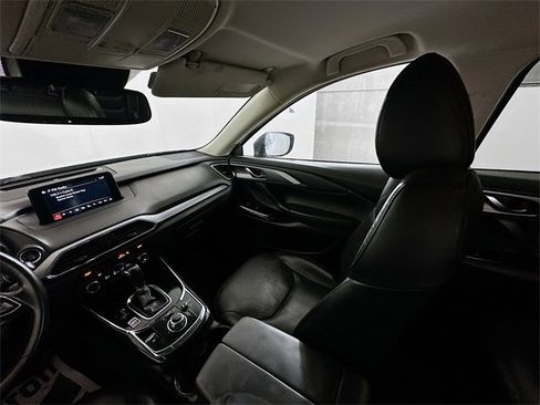 Used 2018 MAZDA CX-9 Touring image 22