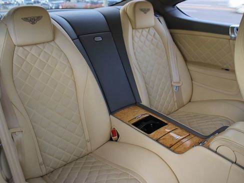 Used 2016 Bentley Continental GT AWD/4WD image 21