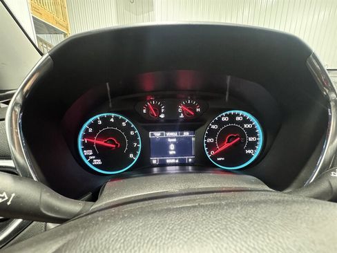 Used 2018 Chevrolet Equinox LT AWD/4WD image 9