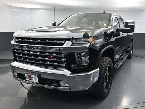 Used 2021 Chevrolet Silverado 2500 LTZ w/ LTZ Plus Package AWD/4WD image 13
