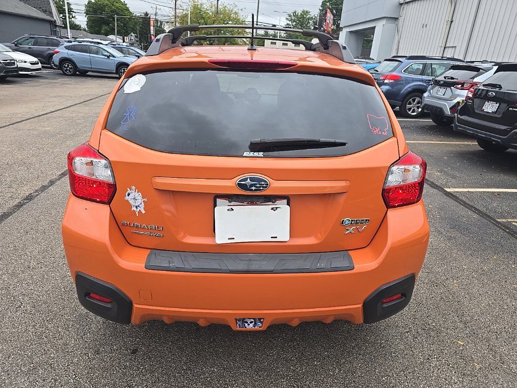 Used 2014 Subaru Crosstrek 2.0i Premium w/ Moonroof Package AWD/4WD image 3